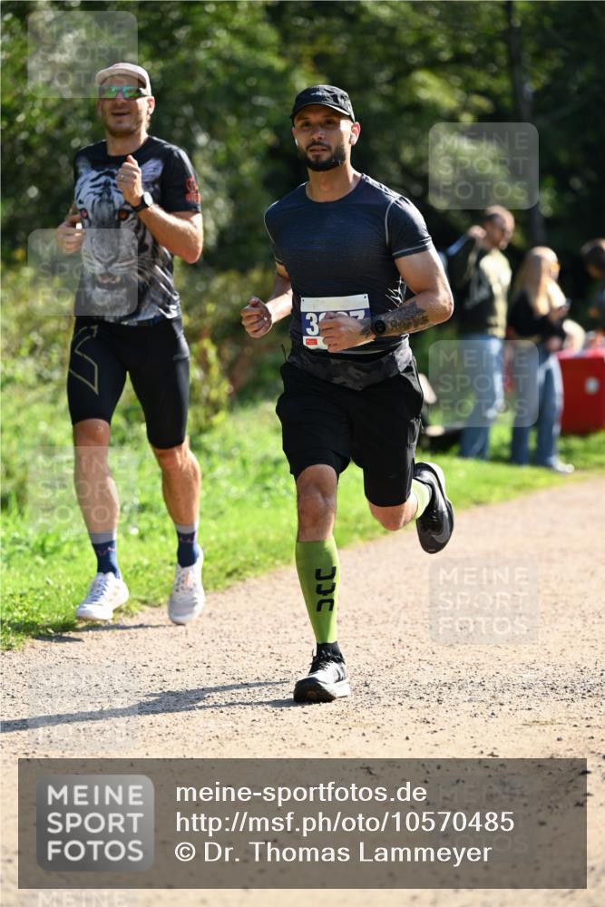 27.09.2026 - 35. Volkslauf durch das schöne Alstertal Dr. Thomas Lammeyer http://msf.ph/oto/10570485 27.09.2026 11:13:43 Laufen  meine-sportfotos.de