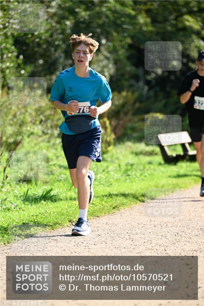 27.09.2026 - 35. Volkslauf durch das schöne Alstertal Dr. Thomas Lammeyer http://msf.ph/oto/10570521 27.09.2026 11:13:53 Laufen 76 meine-sportfotos.de
