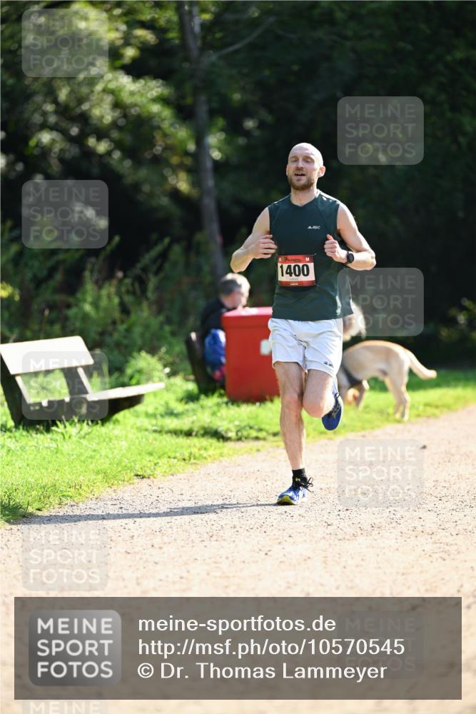27.09.2026 - 35. Volkslauf durch das schöne Alstertal Dr. Thomas Lammeyer http://msf.ph/oto/10570545 27.09.2026 11:14:07 Laufen 1400 meine-sportfotos.de