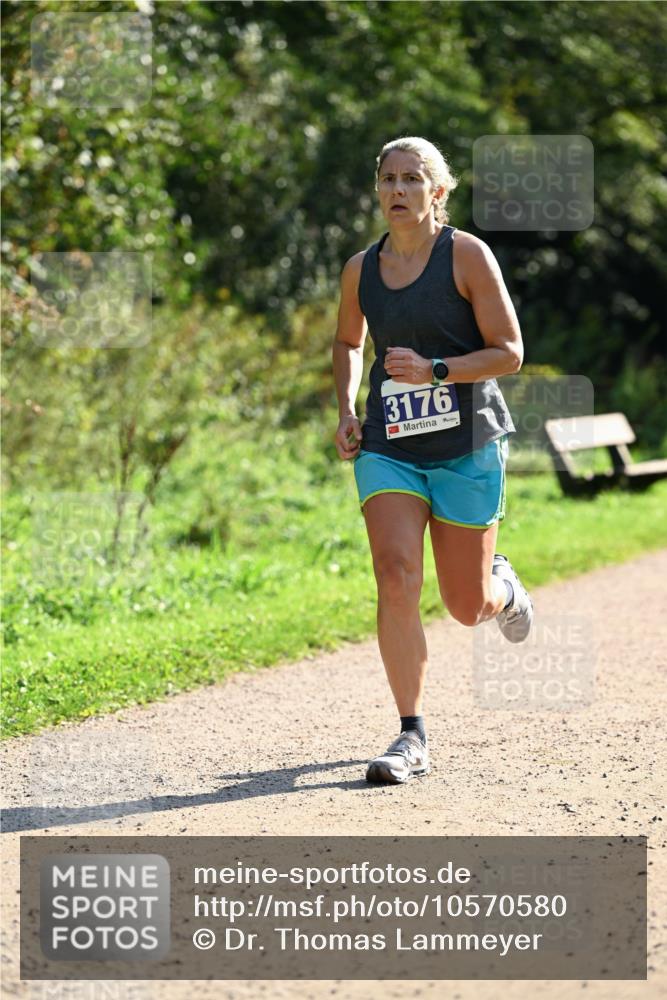 27.09.2026 - 35. Volkslauf durch das schöne Alstertal Dr. Thomas Lammeyer http://msf.ph/oto/10570580 27.09.2026 11:14:15 Laufen 3176 meine-sportfotos.de