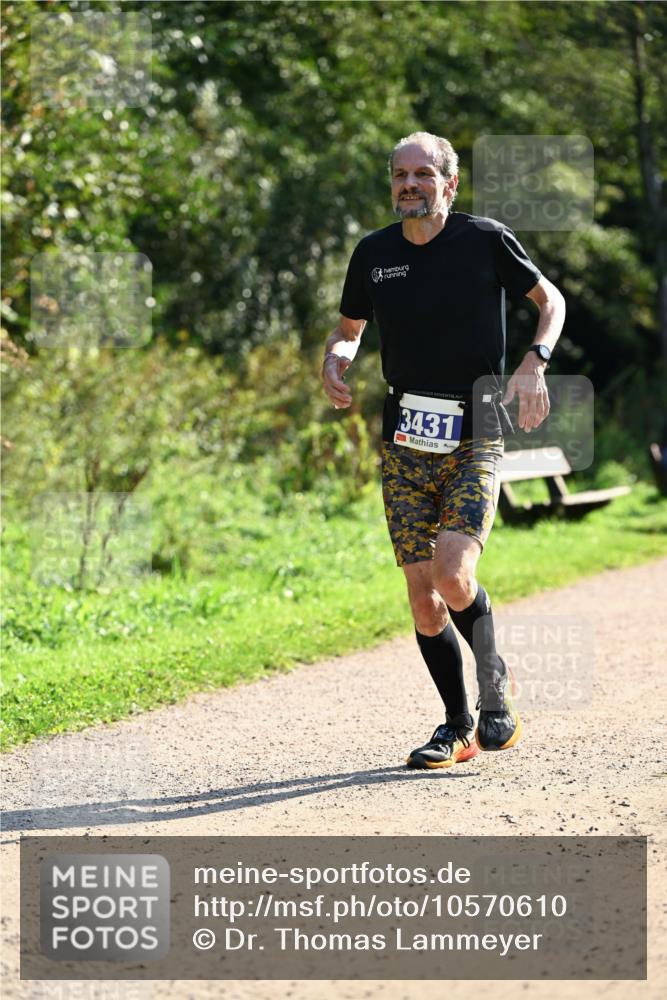 27.09.2026 - 35. Volkslauf durch das schöne Alstertal Dr. Thomas Lammeyer http://msf.ph/oto/10570610 27.09.2026 11:14:23 Laufen 3431 meine-sportfotos.de