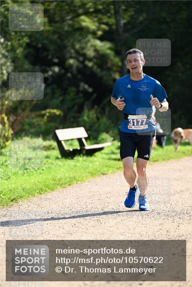 27.09.2026 - 35. Volkslauf durch das schöne Alstertal Dr. Thomas Lammeyer http://msf.ph/oto/10570622 27.09.2026 11:14:28 Laufen 3177 meine-sportfotos.de