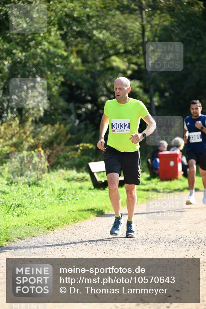 27.09.2026 - 35. Volkslauf durch das schöne Alstertal Dr. Thomas Lammeyer http://msf.ph/oto/10570643 27.09.2026 11:14:38 Laufen 3032 meine-sportfotos.de