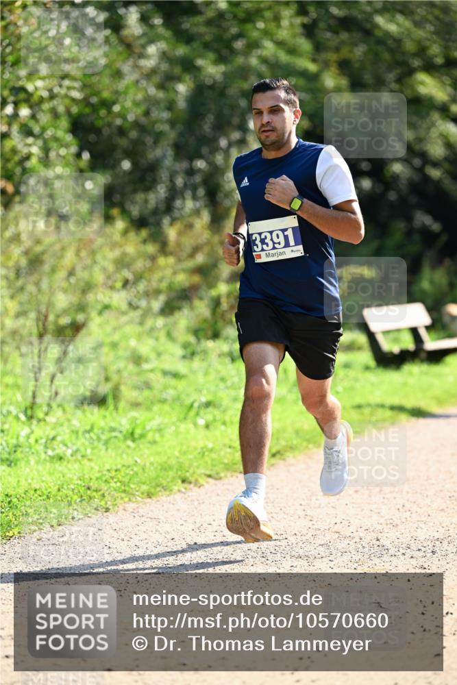 27.09.2026 - 35. Volkslauf durch das schöne Alstertal Dr. Thomas Lammeyer http://msf.ph/oto/10570660 27.09.2026 11:14:40 Laufen 3391 meine-sportfotos.de