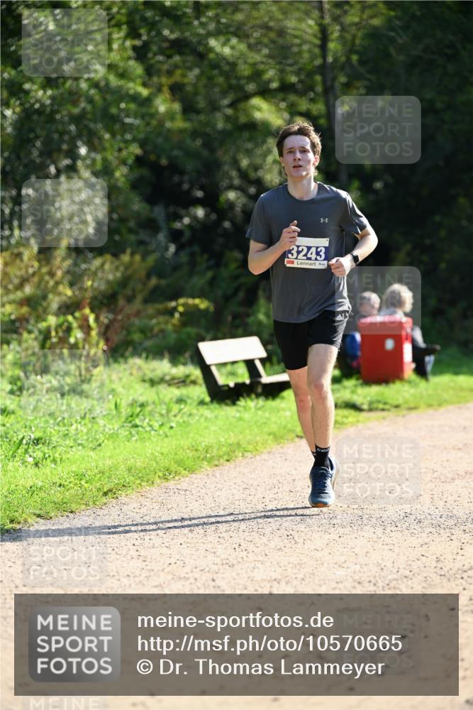 27.09.2026 - 35. Volkslauf durch das schöne Alstertal Dr. Thomas Lammeyer http://msf.ph/oto/10570665 27.09.2026 11:14:42 Laufen 3243 meine-sportfotos.de