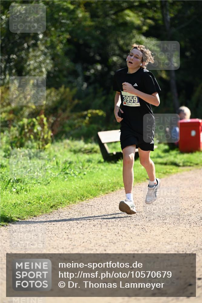 27.09.2026 - 35. Volkslauf durch das schöne Alstertal Dr. Thomas Lammeyer http://msf.ph/oto/10570679 27.09.2026 11:15:05 Laufen 3959 meine-sportfotos.de