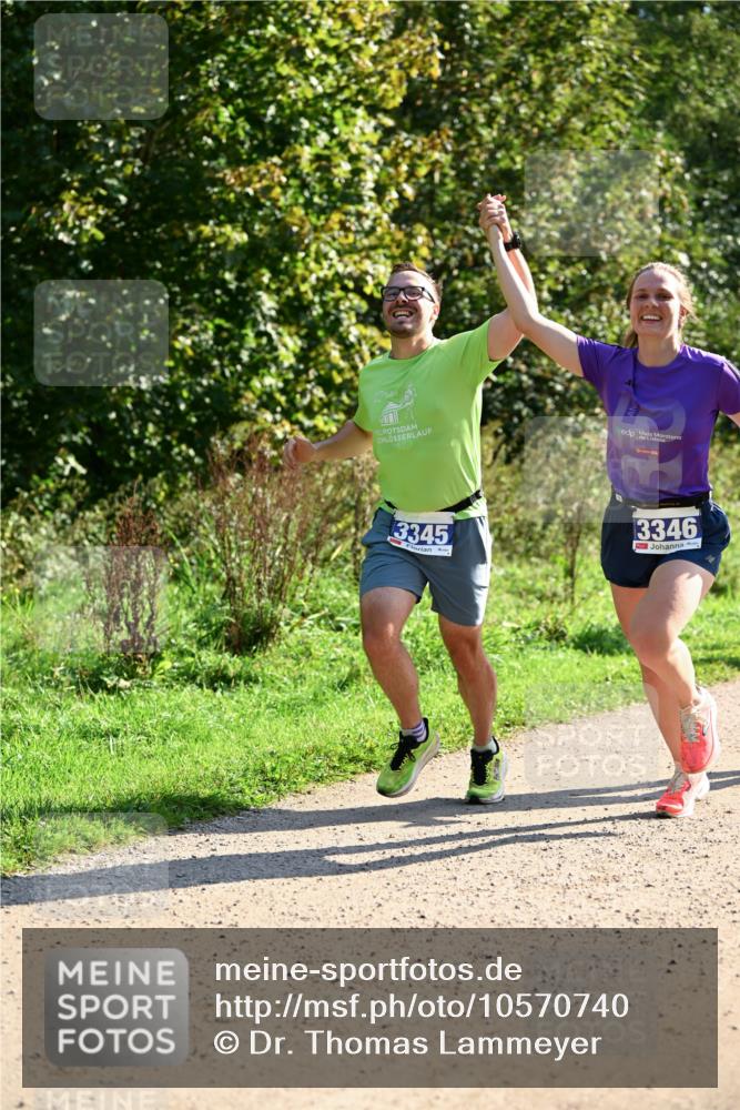 27.09.2026 - 35. Volkslauf durch das schöne Alstertal Dr. Thomas Lammeyer http://msf.ph/oto/10570740 27.09.2026 11:15:21 Laufen 10, 911, 3345, 3346 meine-sportfotos.de