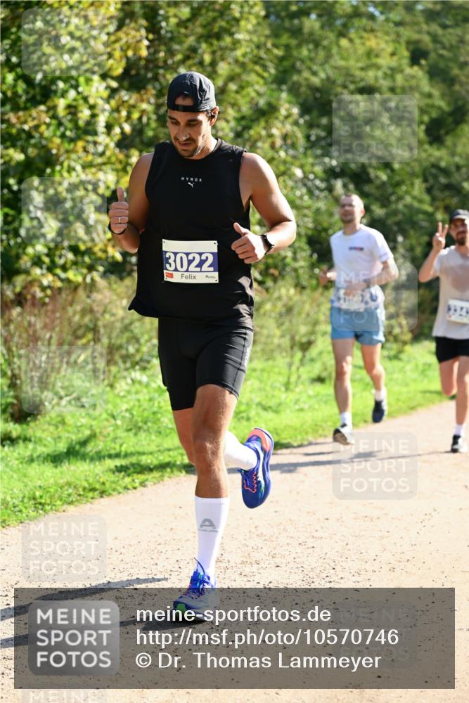 27.09.2026 - 35. Volkslauf durch das schöne Alstertal Dr. Thomas Lammeyer http://msf.ph/oto/10570746 27.09.2026 11:15:22 Laufen 3022 meine-sportfotos.de