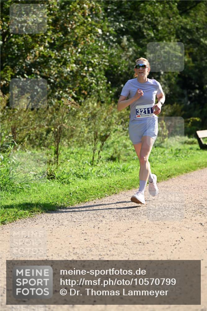 27.09.2026 - 35. Volkslauf durch das schöne Alstertal Dr. Thomas Lammeyer http://msf.ph/oto/10570799 27.09.2026 11:15:32 Laufen 3211 meine-sportfotos.de