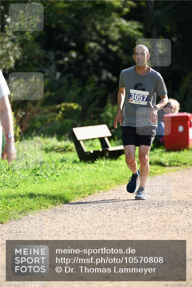 27.09.2026 - 35. Volkslauf durch das schöne Alstertal Dr. Thomas Lammeyer http://msf.ph/oto/10570808 27.09.2026 11:15:46 Laufen 3057 meine-sportfotos.de