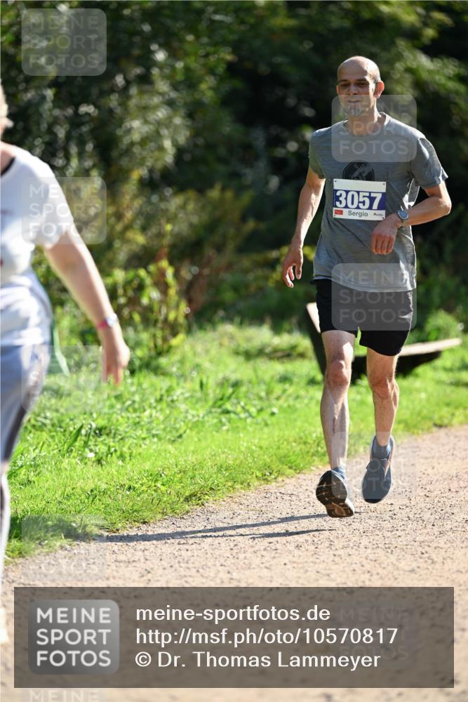 27.09.2026 - 35. Volkslauf durch das schöne Alstertal Dr. Thomas Lammeyer http://msf.ph/oto/10570817 27.09.2026 11:15:47 Laufen 3057 meine-sportfotos.de
