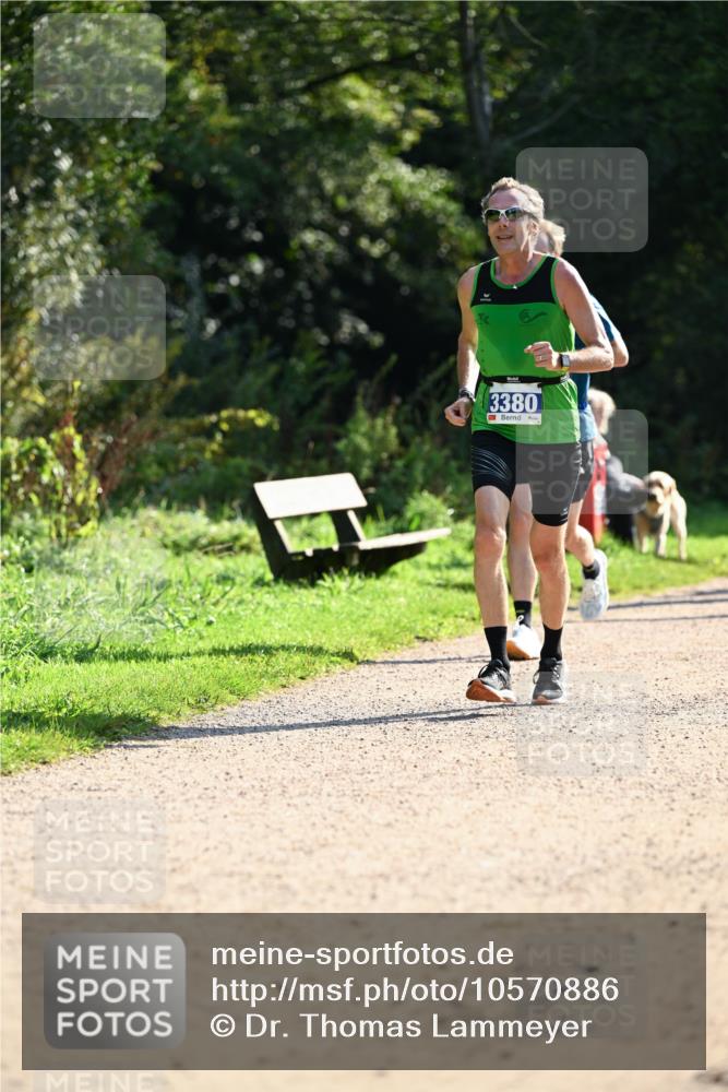 27.09.2026 - 35. Volkslauf durch das schöne Alstertal Dr. Thomas Lammeyer http://msf.ph/oto/10570886 27.09.2026 11:16:02 Laufen 3380 meine-sportfotos.de