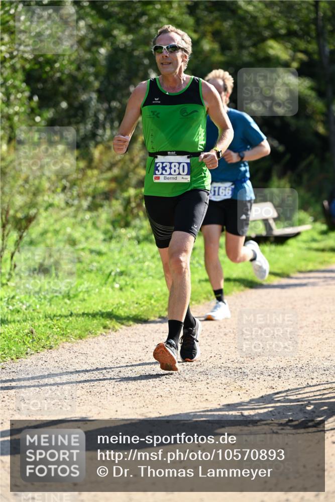 27.09.2026 - 35. Volkslauf durch das schöne Alstertal Dr. Thomas Lammeyer http://msf.ph/oto/10570893 27.09.2026 11:16:04 Laufen 3380, 166 meine-sportfotos.de
