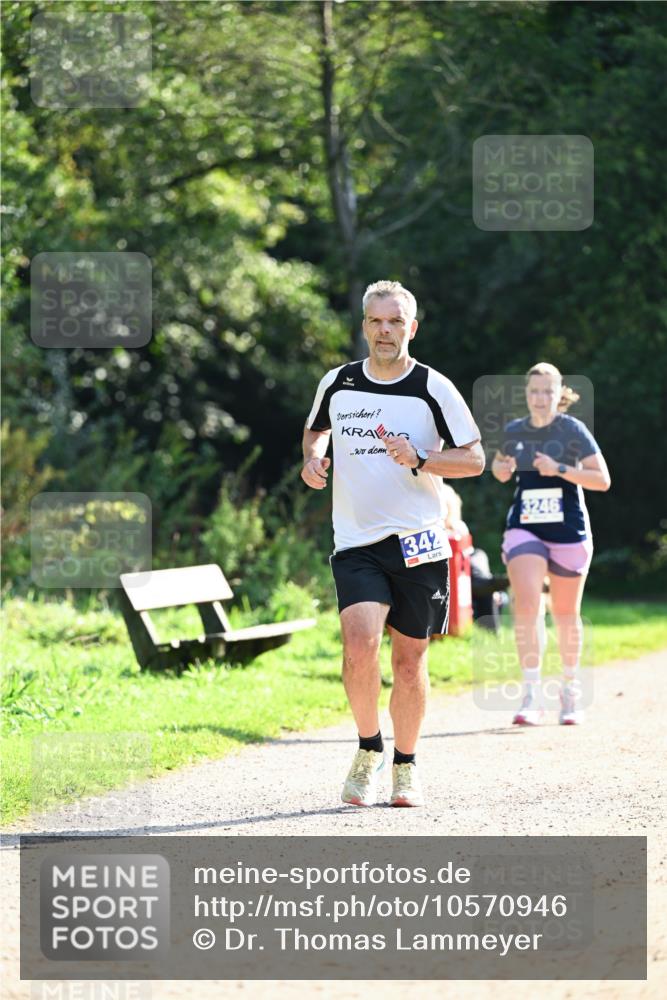 27.09.2026 - 35. Volkslauf durch das schöne Alstertal Dr. Thomas Lammeyer http://msf.ph/oto/10570946 27.09.2026 11:16:28 Laufen 342, 3246 meine-sportfotos.de