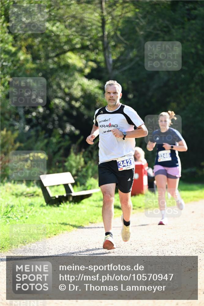 27.09.2026 - 35. Volkslauf durch das schöne Alstertal Dr. Thomas Lammeyer http://msf.ph/oto/10570947 27.09.2026 11:16:28 Laufen 3427, 3246 meine-sportfotos.de