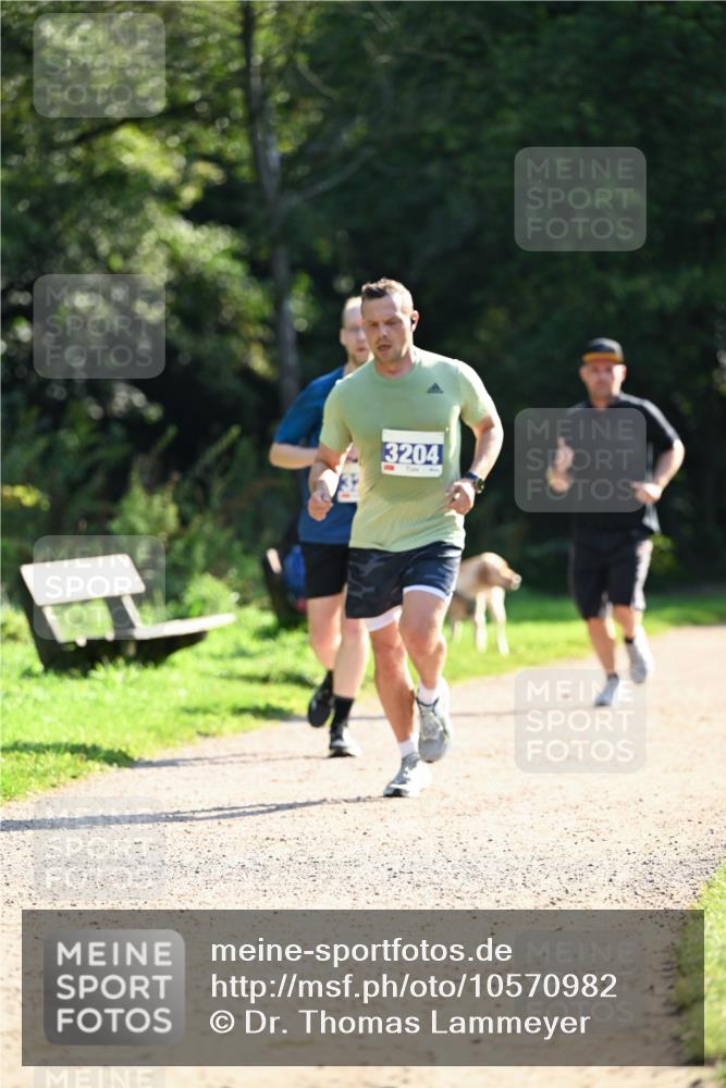 27.09.2026 - 35. Volkslauf durch das schöne Alstertal Dr. Thomas Lammeyer http://msf.ph/oto/10570982 27.09.2026 11:16:33 Laufen 3204 meine-sportfotos.de