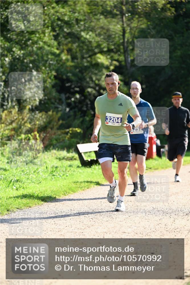 27.09.2026 - 35. Volkslauf durch das schöne Alstertal Dr. Thomas Lammeyer http://msf.ph/oto/10570992 27.09.2026 11:16:34 Laufen 3204 meine-sportfotos.de
