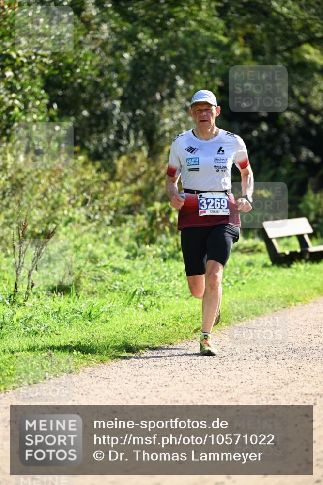 27.09.2026 - 35. Volkslauf durch das schöne Alstertal Dr. Thomas Lammeyer http://msf.ph/oto/10571022 27.09.2026 11:16:42 Laufen 3269 meine-sportfotos.de