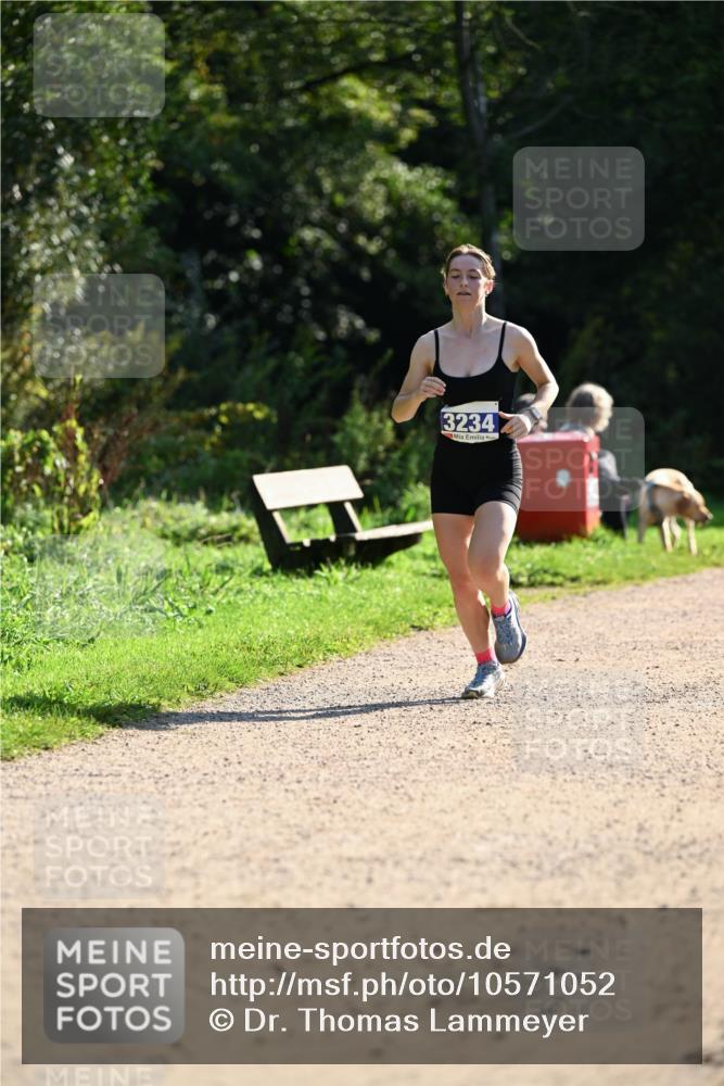 27.09.2026 - 35. Volkslauf durch das schöne Alstertal Dr. Thomas Lammeyer http://msf.ph/oto/10571052 27.09.2026 11:16:58 Laufen 3234 meine-sportfotos.de