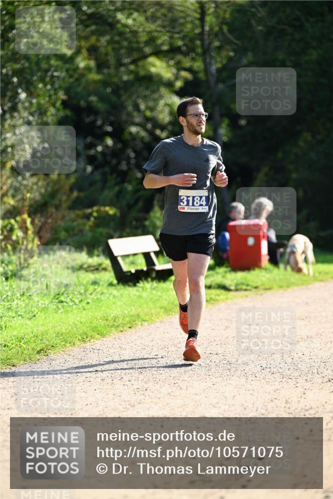 27.09.2026 - 35. Volkslauf durch das schöne Alstertal Dr. Thomas Lammeyer http://msf.ph/oto/10571075 27.09.2026 11:17:04 Laufen 3184 meine-sportfotos.de