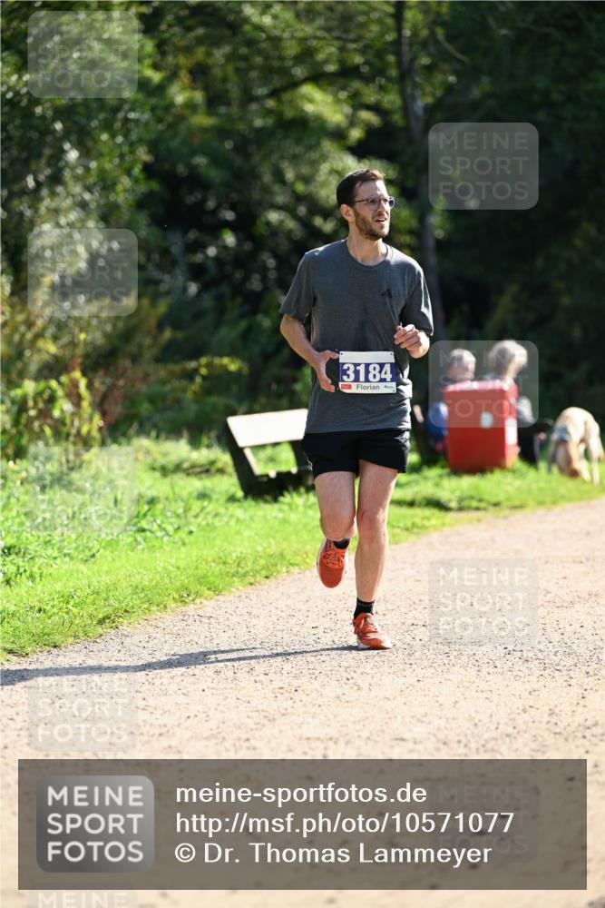 27.09.2026 - 35. Volkslauf durch das schöne Alstertal Dr. Thomas Lammeyer http://msf.ph/oto/10571077 27.09.2026 11:17:04 Laufen 3184 meine-sportfotos.de