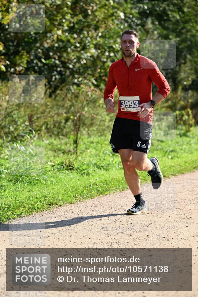 27.09.2026 - 35. Volkslauf durch das schöne Alstertal Dr. Thomas Lammeyer http://msf.ph/oto/10571138 27.09.2026 11:17:21 Laufen 3993, 6 meine-sportfotos.de