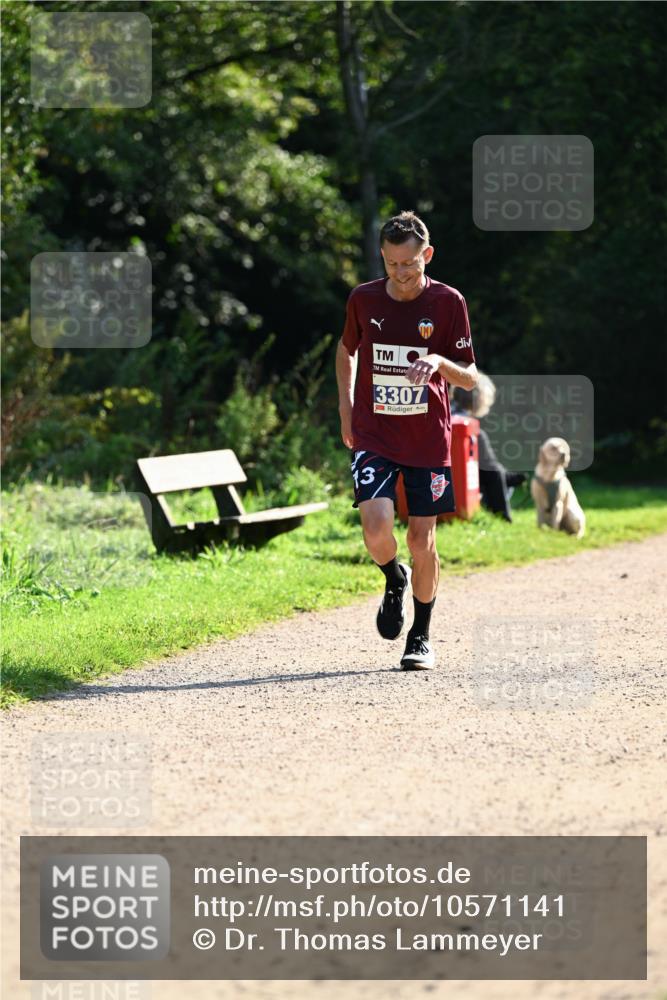 27.09.2026 - 35. Volkslauf durch das schöne Alstertal Dr. Thomas Lammeyer http://msf.ph/oto/10571141 27.09.2026 11:17:31 Laufen 3, 3307, 3 meine-sportfotos.de