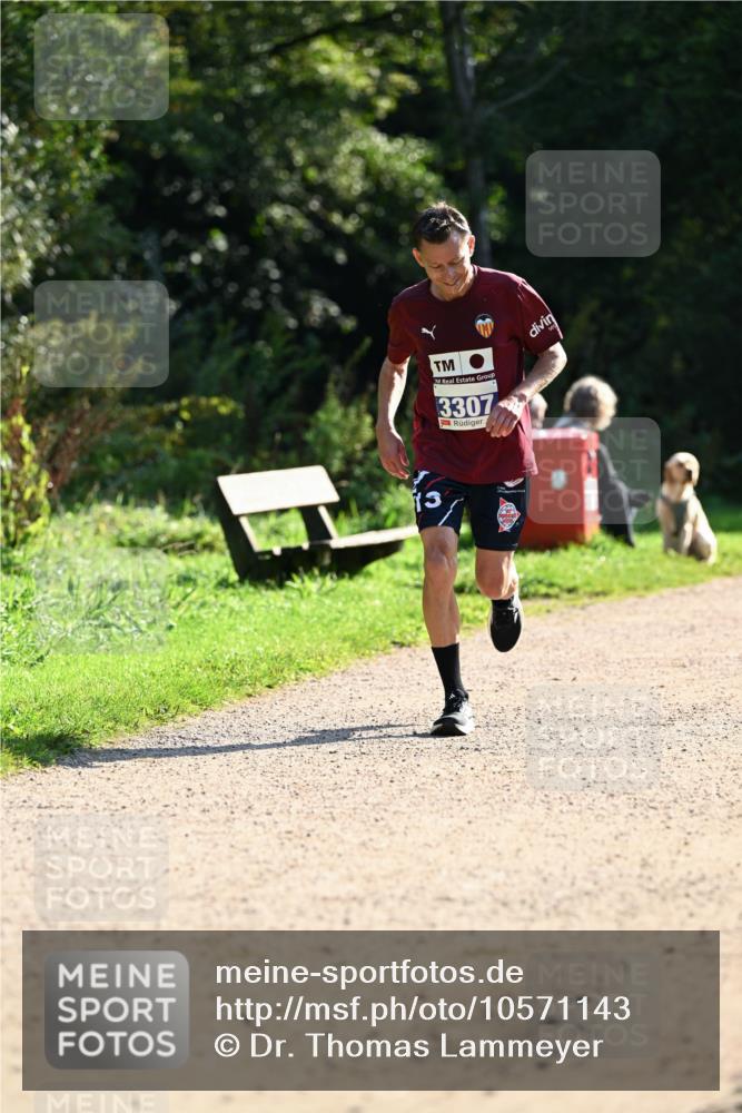 27.09.2026 - 35. Volkslauf durch das schöne Alstertal Dr. Thomas Lammeyer http://msf.ph/oto/10571143 27.09.2026 11:17:31 Laufen 3307 meine-sportfotos.de