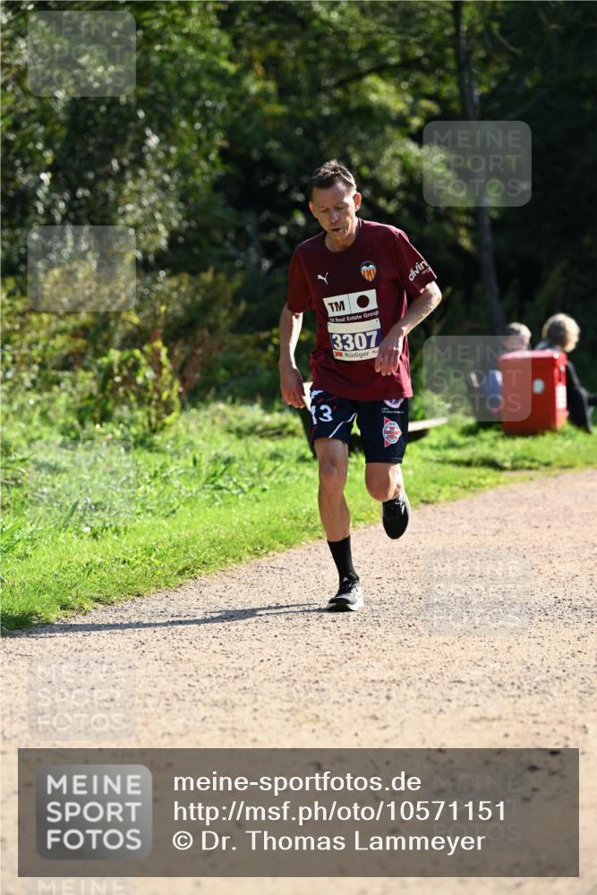27.09.2026 - 35. Volkslauf durch das schöne Alstertal Dr. Thomas Lammeyer http://msf.ph/oto/10571151 27.09.2026 11:17:32 Laufen 3307 meine-sportfotos.de