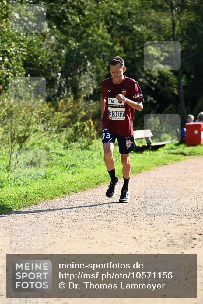 27.09.2026 - 35. Volkslauf durch das schöne Alstertal Dr. Thomas Lammeyer http://msf.ph/oto/10571156 27.09.2026 11:17:32 Laufen 3307, 13 meine-sportfotos.de