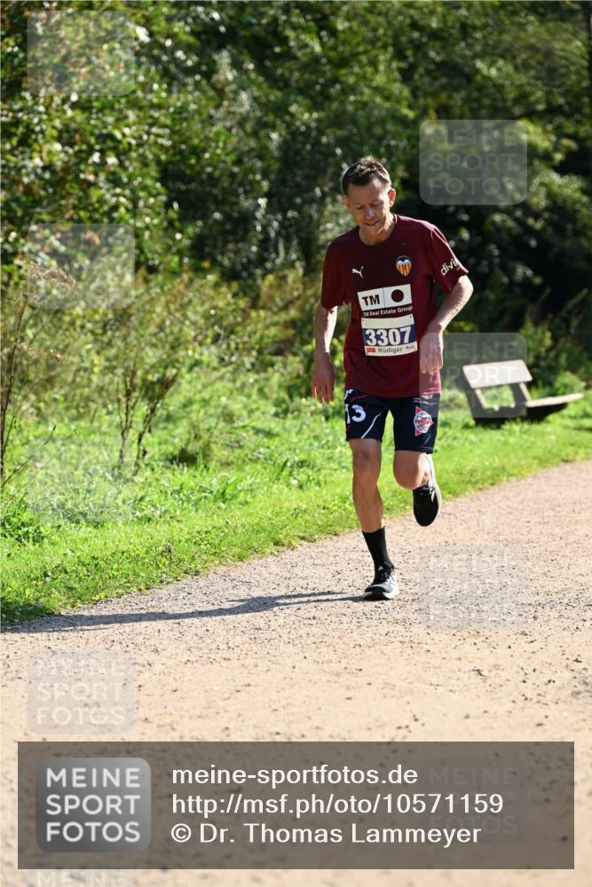 27.09.2026 - 35. Volkslauf durch das schöne Alstertal Dr. Thomas Lammeyer http://msf.ph/oto/10571159 27.09.2026 11:17:32 Laufen 3307 meine-sportfotos.de