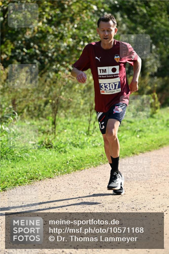 27.09.2026 - 35. Volkslauf durch das schöne Alstertal Dr. Thomas Lammeyer http://msf.ph/oto/10571168 27.09.2026 11:17:33 Laufen 3307 meine-sportfotos.de