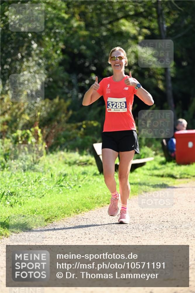 27.09.2026 - 35. Volkslauf durch das schöne Alstertal Dr. Thomas Lammeyer http://msf.ph/oto/10571191 27.09.2026 11:17:43 Laufen 2019, 3289 meine-sportfotos.de