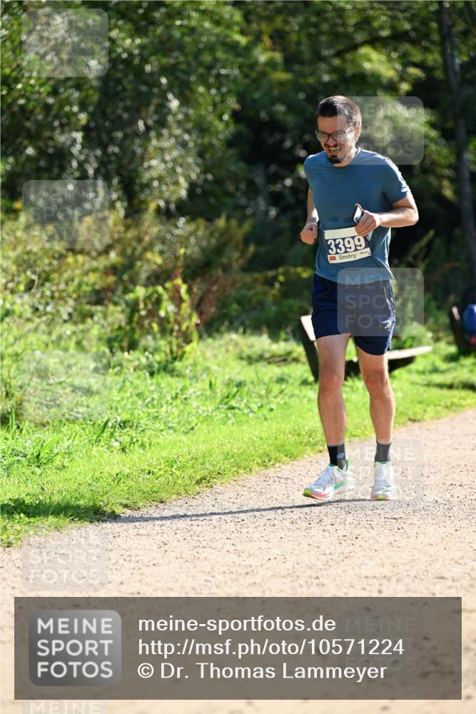 27.09.2026 - 35. Volkslauf durch das schöne Alstertal Dr. Thomas Lammeyer http://msf.ph/oto/10571224 27.09.2026 11:17:48 Laufen 3399 meine-sportfotos.de