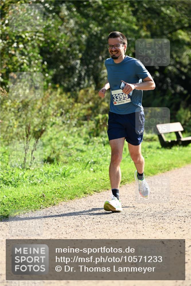 27.09.2026 - 35. Volkslauf durch das schöne Alstertal Dr. Thomas Lammeyer http://msf.ph/oto/10571233 27.09.2026 11:17:49 Laufen 3399 meine-sportfotos.de