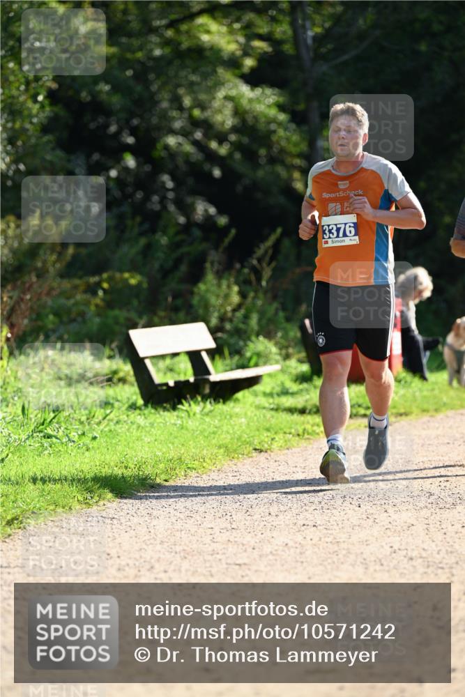 27.09.2026 - 35. Volkslauf durch das schöne Alstertal Dr. Thomas Lammeyer http://msf.ph/oto/10571242 27.09.2026 11:17:52 Laufen 3376 meine-sportfotos.de