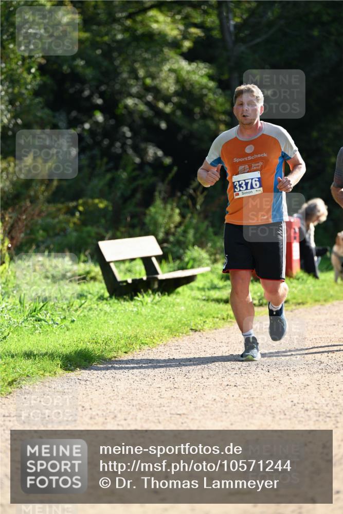27.09.2026 - 35. Volkslauf durch das schöne Alstertal Dr. Thomas Lammeyer http://msf.ph/oto/10571244 27.09.2026 11:17:52 Laufen 3376 meine-sportfotos.de