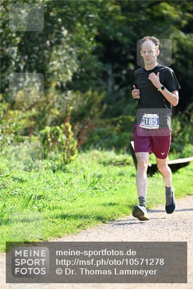 27.09.2026 - 35. Volkslauf durch das schöne Alstertal Dr. Thomas Lammeyer http://msf.ph/oto/10571278 27.09.2026 11:18:15 Laufen 3185 meine-sportfotos.de
