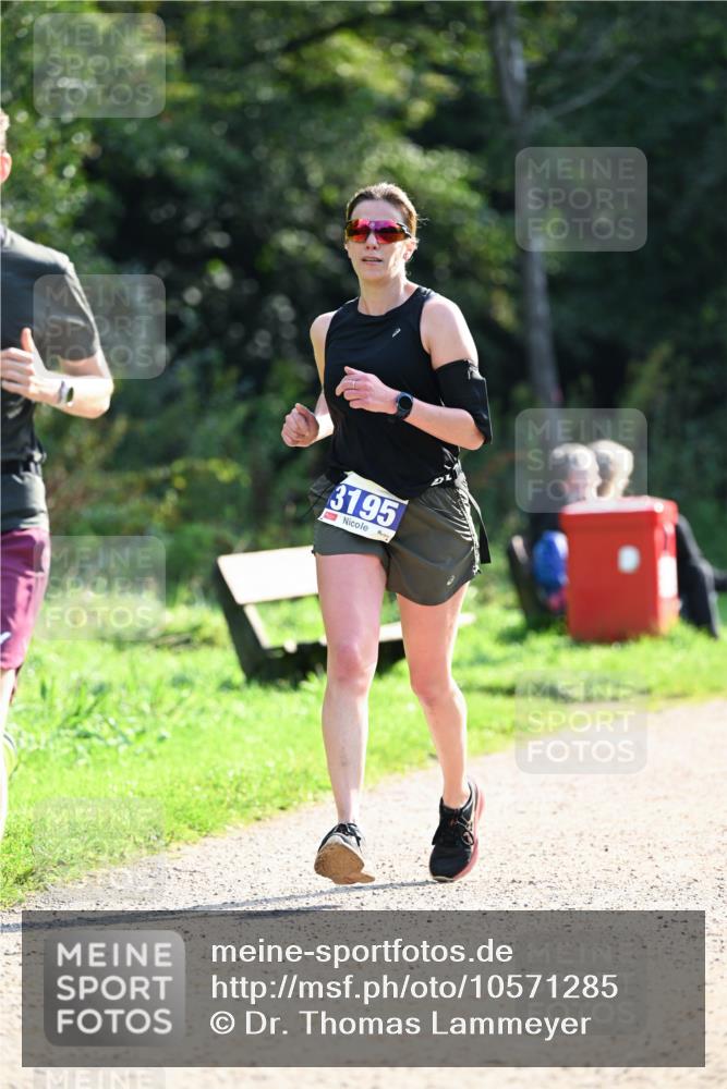 27.09.2026 - 35. Volkslauf durch das schöne Alstertal Dr. Thomas Lammeyer http://msf.ph/oto/10571285 27.09.2026 11:18:16 Laufen 3195 meine-sportfotos.de