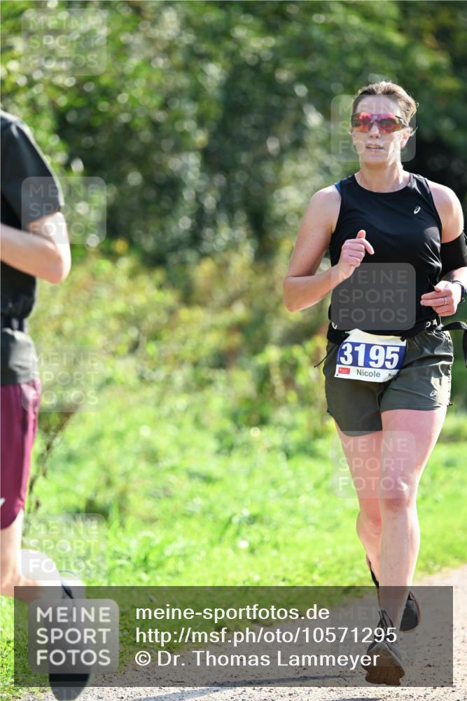 27.09.2026 - 35. Volkslauf durch das schöne Alstertal Dr. Thomas Lammeyer http://msf.ph/oto/10571295 27.09.2026 11:18:17 Laufen 3195 meine-sportfotos.de