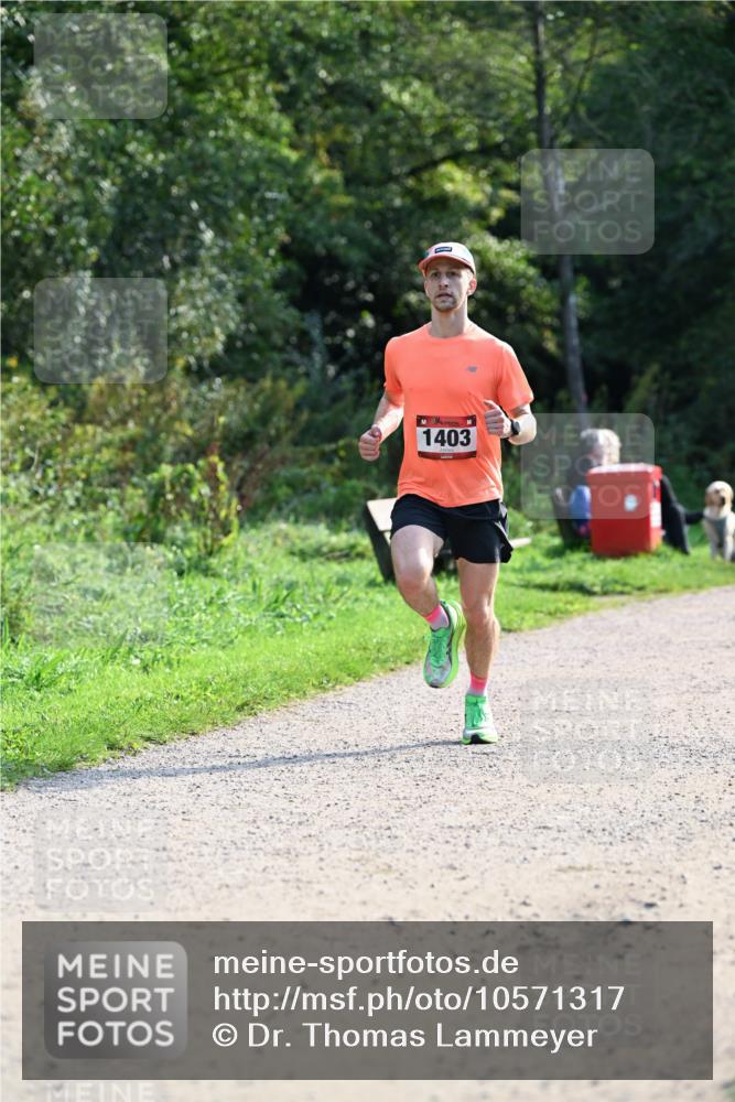 27.09.2026 - 35. Volkslauf durch das schöne Alstertal Dr. Thomas Lammeyer http://msf.ph/oto/10571317 27.09.2026 11:18:22 Laufen 1403 meine-sportfotos.de