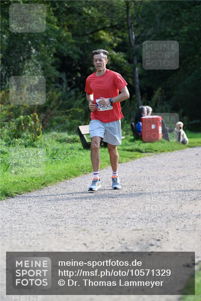 27.09.2026 - 35. Volkslauf durch das schöne Alstertal Dr. Thomas Lammeyer http://msf.ph/oto/10571329 27.09.2026 11:18:27 Laufen  meine-sportfotos.de
