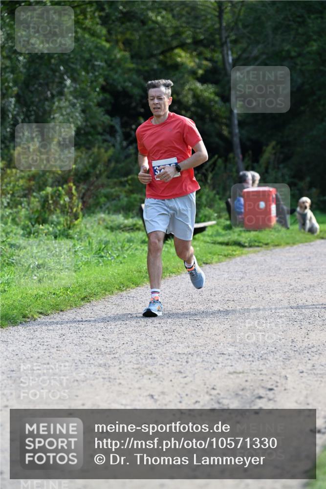 27.09.2026 - 35. Volkslauf durch das schöne Alstertal Dr. Thomas Lammeyer http://msf.ph/oto/10571330 27.09.2026 11:18:28 Laufen  meine-sportfotos.de
