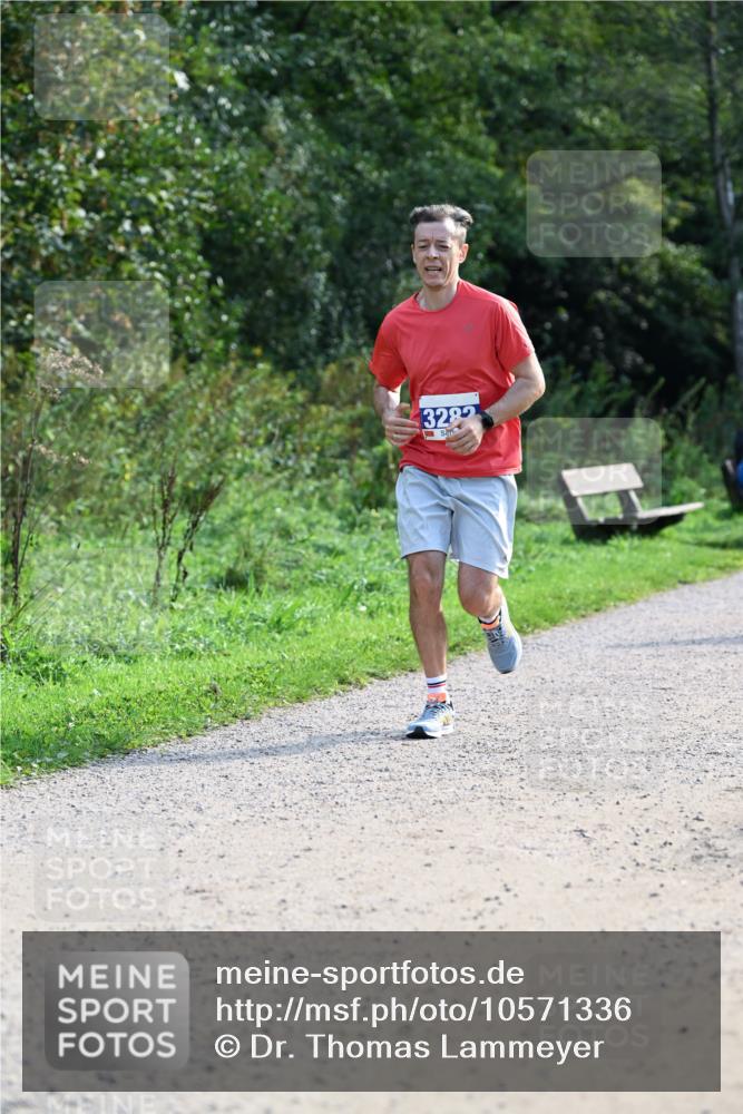 27.09.2026 - 35. Volkslauf durch das schöne Alstertal Dr. Thomas Lammeyer http://msf.ph/oto/10571336 27.09.2026 11:18:28 Laufen 3282 meine-sportfotos.de