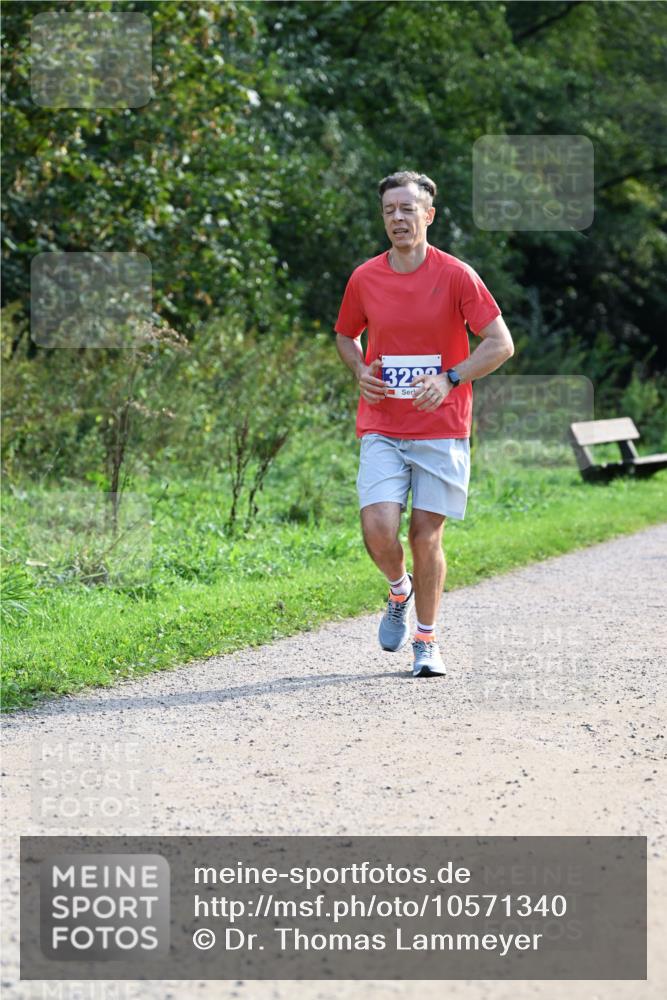 27.09.2026 - 35. Volkslauf durch das schöne Alstertal Dr. Thomas Lammeyer http://msf.ph/oto/10571340 27.09.2026 11:18:29 Laufen 3222 meine-sportfotos.de