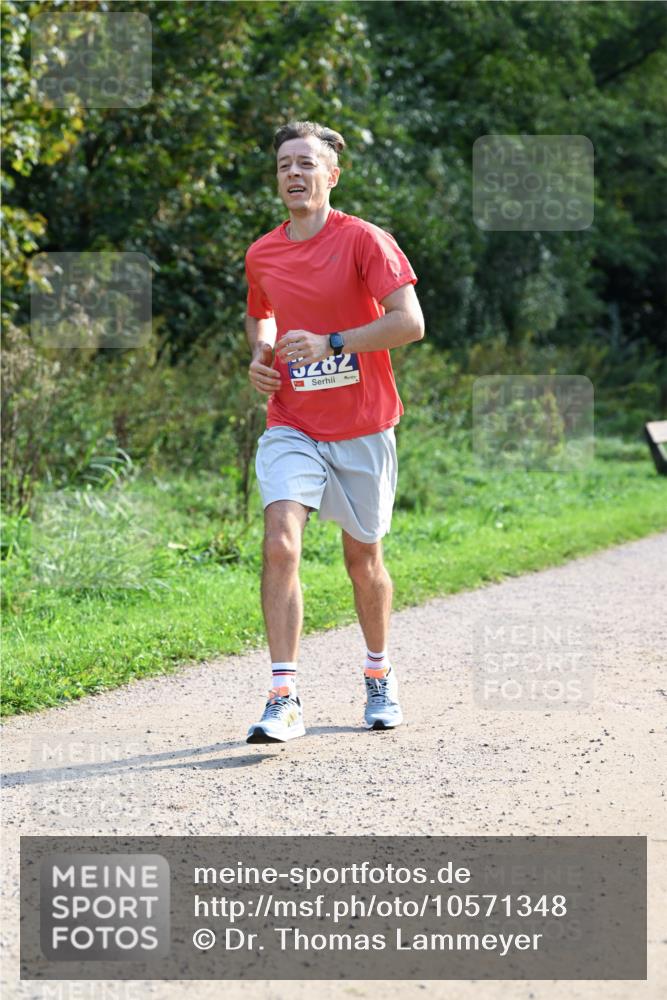 27.09.2026 - 35. Volkslauf durch das schöne Alstertal Dr. Thomas Lammeyer http://msf.ph/oto/10571348 27.09.2026 11:18:30 Laufen 5282 meine-sportfotos.de