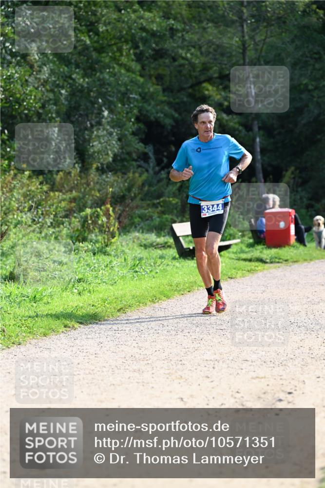 27.09.2026 - 35. Volkslauf durch das schöne Alstertal Dr. Thomas Lammeyer http://msf.ph/oto/10571351 27.09.2026 11:18:33 Laufen 3344 meine-sportfotos.de