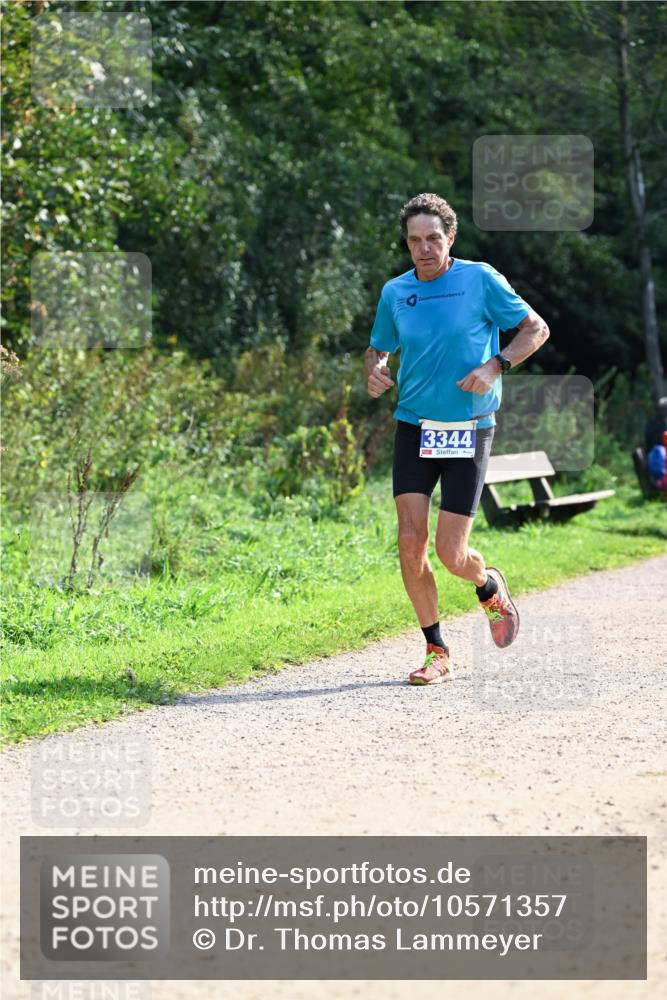 27.09.2026 - 35. Volkslauf durch das schöne Alstertal Dr. Thomas Lammeyer http://msf.ph/oto/10571357 27.09.2026 11:18:33 Laufen 3344 meine-sportfotos.de