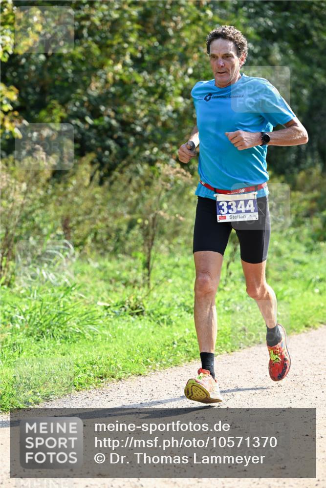 27.09.2026 - 35. Volkslauf durch das schöne Alstertal Dr. Thomas Lammeyer http://msf.ph/oto/10571370 27.09.2026 11:18:35 Laufen 3344 meine-sportfotos.de