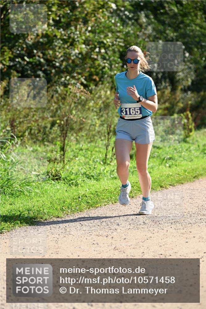 27.09.2026 - 35. Volkslauf durch das schöne Alstertal Dr. Thomas Lammeyer http://msf.ph/oto/10571458 27.09.2026 11:19:04 Laufen 3165 meine-sportfotos.de